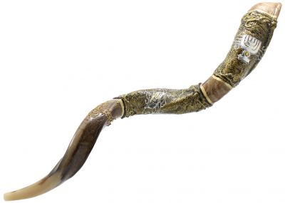 Artistic Yemenite Kudu Shofar By Sarit Romano - Menorah Symbole