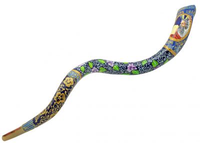 Eye-Catching Shofar with Moses Descending Mount Sinai