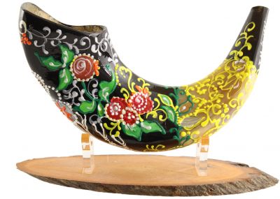 Hand-Painted Ram's Shofar Chameleon