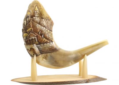 Engraved Oryx Shofar - Jerusalem Scene