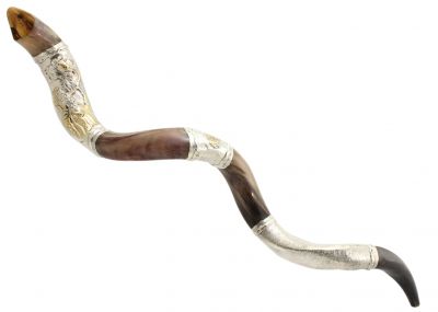 Yemenite Kudu Shofar painted with "The Rebbe"  Menachem Mendel Schneerson 