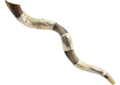 Yemenite Kudu Shofar painted with "The Rebbe"  Menachem Mendel Schneerson 