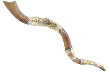 Yemenite Kudu Shofar painted with "The Rebbe"  Menachem Mendel Schneerson 